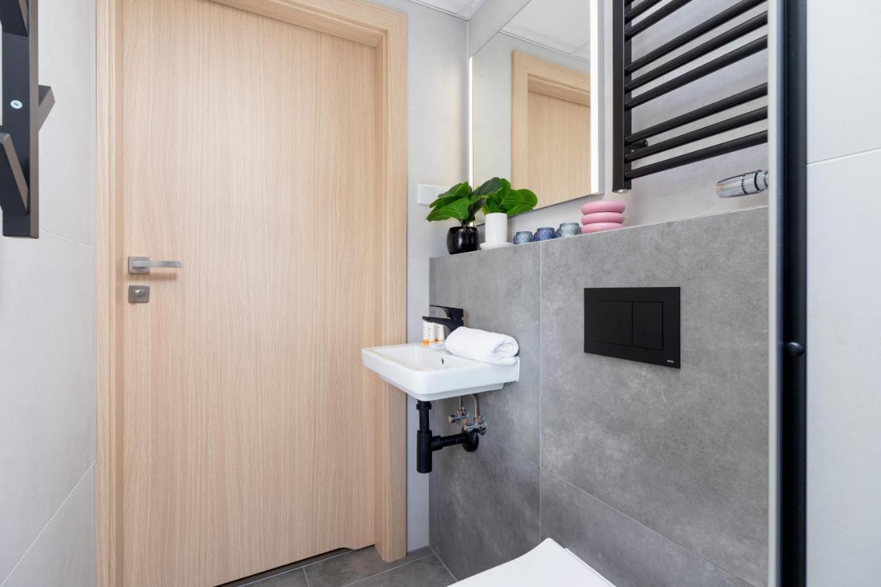 Modern Apartment Srodmiescie Krakow By Noclegi Renters Εξωτερικό φωτογραφία