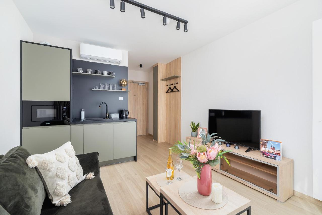 Modern Apartment Srodmiescie Krakow By Noclegi Renters Εξωτερικό φωτογραφία